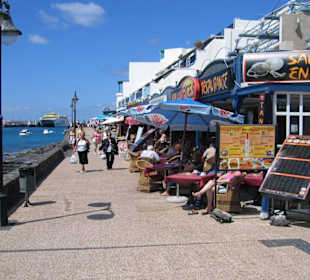 Promenade in Playa Blanca