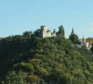 Blick hoch zur Burg Trsat bei Rijeka