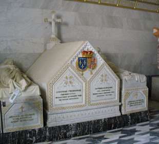 im Mausoleum von Escorial