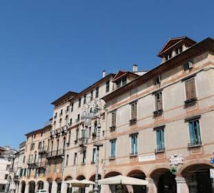 Am Platz der Freiheit von Bassano del Grappa