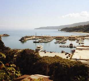 Der Hafen von Tropea