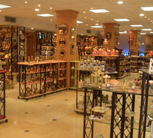 Yasmina Center