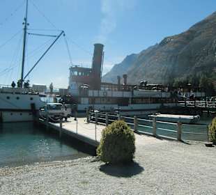 Anlegestelle mit Earnslaw