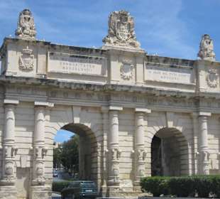 Porte des Bombes