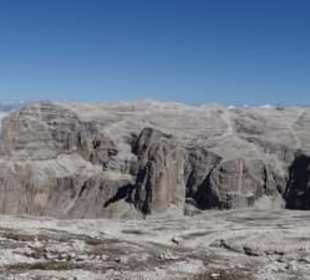 Panorama na masyw Sass Pordoi