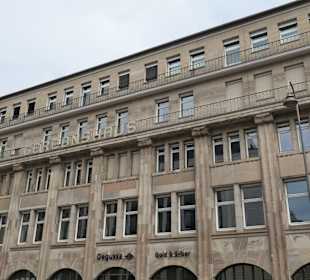 Blick zum Gereonshaus in Köln