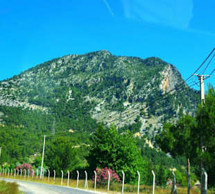 Anfahrt zum Staudamm von Side nach Manavgat