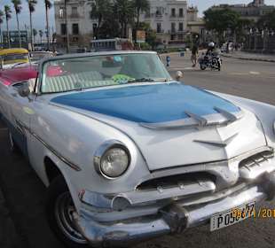 Oldtimer am Malecon