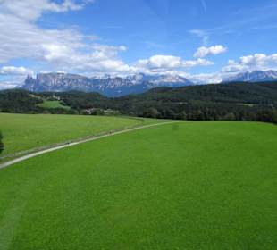 Das Hochplateau des Ritten aus der Gondel