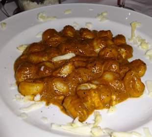 Gnoccis mit Pesto & Mozzarella