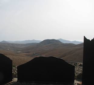 Silhouette der Berge im Hintergrund