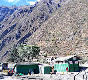 Bahnhof Stadt Ollantaytambo