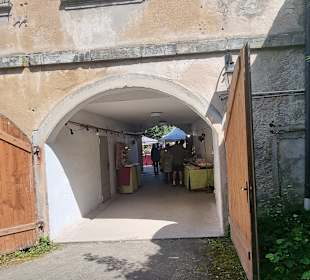 Durchgang Nebengebäude