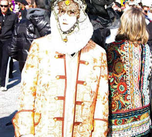 Kostüme-Masken-Show Venedig 2011