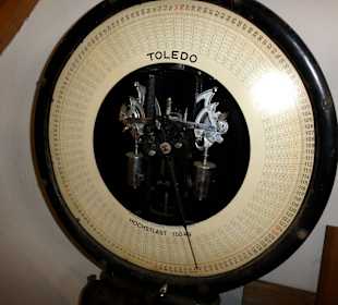 Alte Waage in der Mühle von Rönn