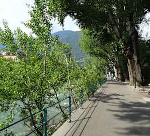 Spaziergang an der Passerpromenade
