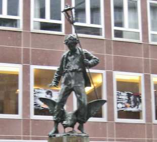 Münsterplatz / Martinsbrunnen