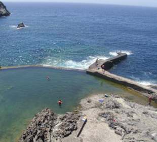 Naturbecken gegenüber vom Hotel Barcelo Santiago