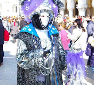 Kostüme-Masken-Show Venedig 2011
