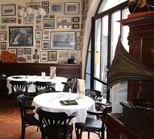 Gastronomiebereich innen