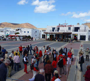Ankunft im Hafen La Graciosa