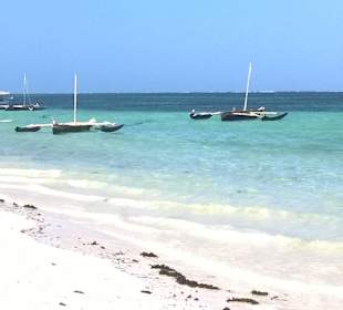 Die Boote am Diani Beach