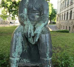 Bei einem Bummel im Magdeburger Skulpturenpark