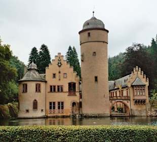 Kasteel  Mespelbrunn im Spessart