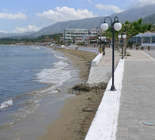 Strand vor dem Hotel