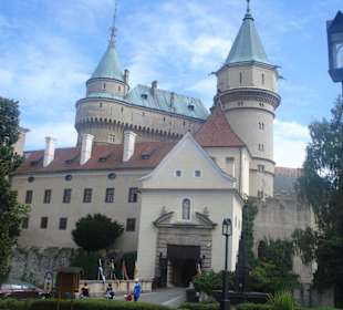 Vnější pohled na zámek