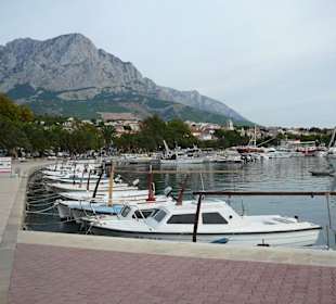 Hafen von Baska Voda