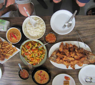 Das leckere Essen nach der Tour bei Feel Travel