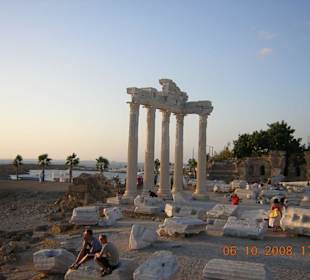 Sonnenuntergang am Hafen mit Blick nach Kumköy