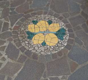 Bodendekor am Eingang