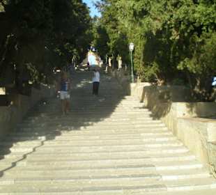 181 Stufen zur Kirche