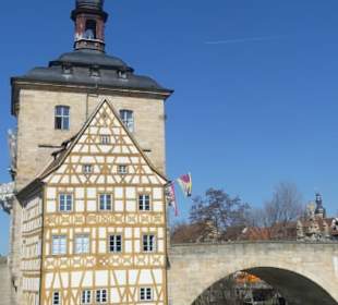 Blick zum Alten Rathaus und zur Oberen Brücke