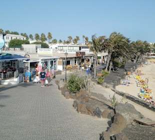Promenade direkt am Hotel Strand