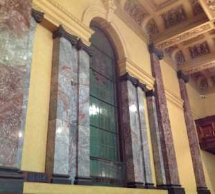 Back wall of the debate chamber