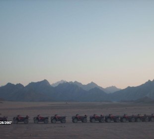 Coucher de soleil dans le désert