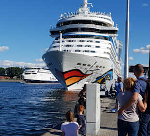 Schiffsbesichtigung Aida