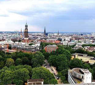 Ganz Hamburg im Blick