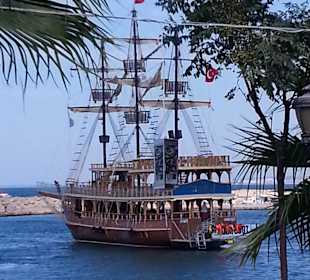 Piratenschiff Side Hafen