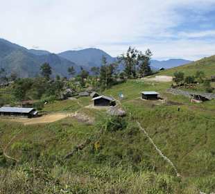 Wioska w dolinie Baliem