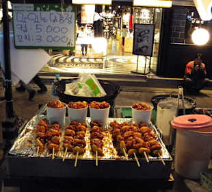 Food in Myeongdong Quarter