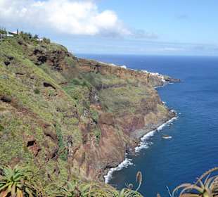 Útesy u sochy Krista