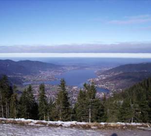 Blick vom Wallberg auf den See