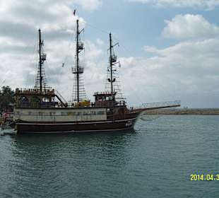 Im antiken Hafen von Side