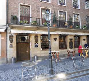 Ürige mit Außentischen