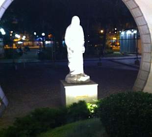 Statue Mutter Theresa