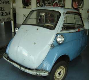 Фотка Чекпойнт-Чарли